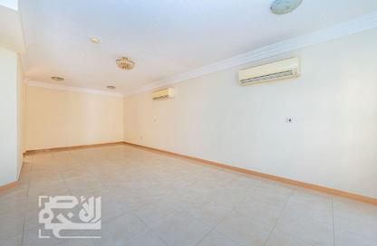 Villa - 4 Bedrooms - 4 Bathrooms for rent in Beverly Hills 13 - Fereej Al Ali - Doha