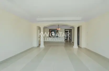 Townhouse - 2 Bedrooms - 3 Bathrooms for rent in West Porto Drive - Porto Arabia - The Pearl Island - Doha