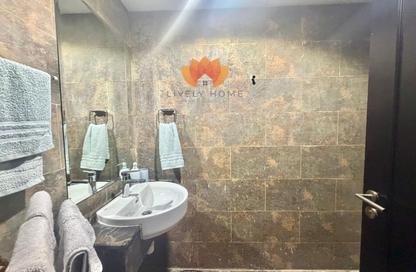 Apartment - 1 Bedroom - 2 Bathrooms for rent in East Porto Drive - Porto Arabia - The Pearl Island - Doha