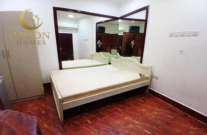 Apartment - Studio - 1 Bathroom for rent in Umm Ghuwailina 4 - Umm Ghuwailina - Doha