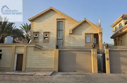 Villa - 4 Bedrooms - 4 Bathrooms for rent in Al Aziziyah - Doha