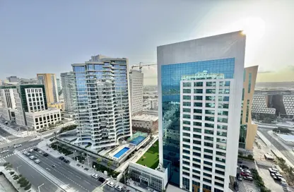 Apartment - 3 Bedrooms - 3 Bathrooms for rent in Marina Tower 02 - Marina District - Lusail