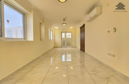 Apartment - 3 Bedrooms - 3 Bathrooms for rent in Anas Street - Fereej Bin Mahmoud North - Fereej Bin Mahmoud - Doha