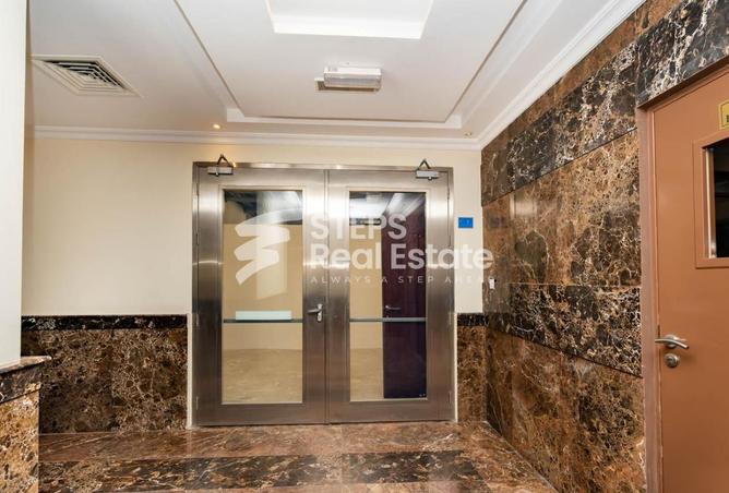 981991 - Property Image 2