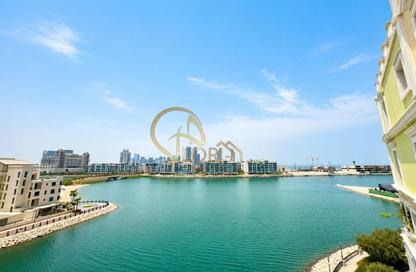 Apartment - 3 Bedrooms - 4 Bathrooms for rent in Qanat Quartier - The Pearl Island - Doha