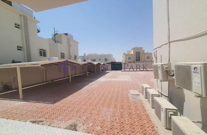مجمع سكني - 6 غرف نوم - 6 حمامات للايجار في شارع المطار القديم - طريق المطار القديم - الدوحة