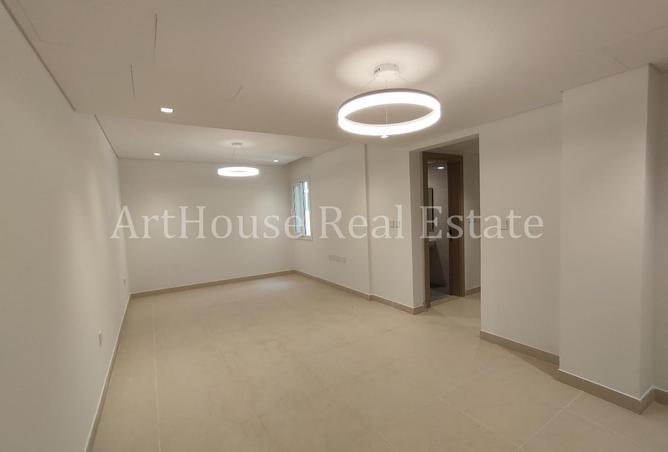 51380052 - Property Image 2