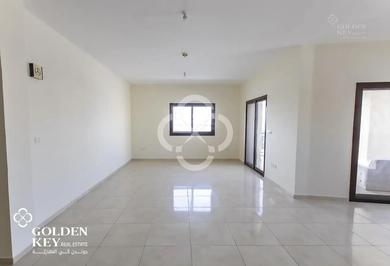 63701478 - Property Main Image