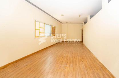 Office Space - 1 Bedroom - 1 Bathroom for rent in Al Soudan - Al Soudan - Doha