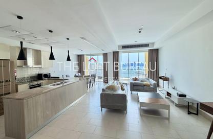 Duplex - 3 Bedrooms - 5 Bathrooms for rent in Viva East - Viva Bahriyah - The Pearl Island - Doha