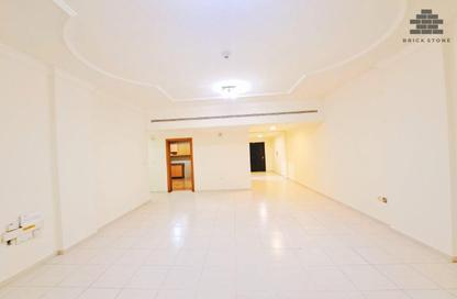 Apartment - 3 Bedrooms - 3 Bathrooms for rent in Al Sadd Road - Al Sadd - Doha