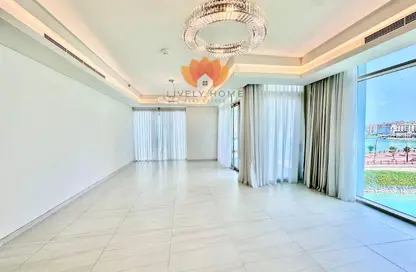Apartment - 3 Bedrooms - 5 Bathrooms for rent in Crystal Residence - Gewan Island - The Pearl Island - Doha