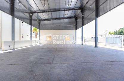 Warehouse - Studio - 7+ for rent in Industrial Area 4 - Industrial Area - Industrial Area - Doha