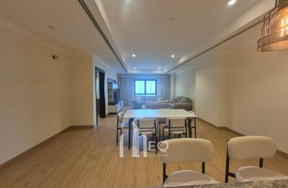 Apartment - 1 Bedroom - 2 Bathrooms for rent in East Porto Drive - Porto Arabia - The Pearl Island - Doha Apartment - 1 Bedroom - 2 Bathrooms for rent in East Porto Drive - Porto Arabia - The Pearl Island - Doha