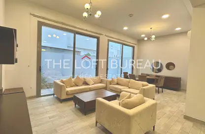 Villa - 3 Bedrooms - 4 Bathrooms for rent in Muraikh - AlMuraikh - Doha