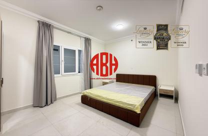 Apartment - 1 Bedroom - 2 Bathrooms for rent in Asim Bin Omar Street - Al Mansoura - Doha