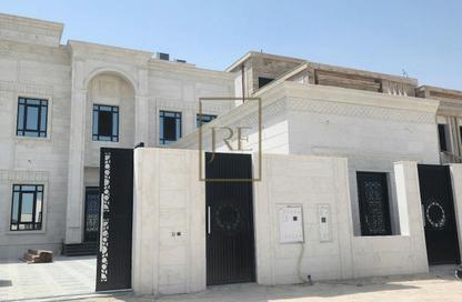 Villa - 7+ - 7+ for sale in Izghawa - Izghawa - Doha