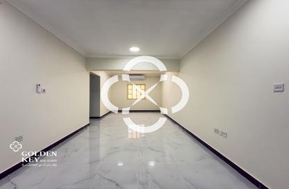 Apartment - 3 Bedrooms - 4 Bathrooms for rent in Hiteen Street - Al Muntazah - Doha