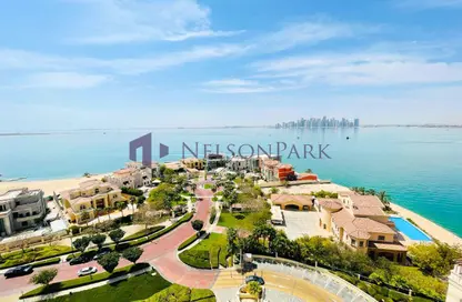 Apartment - 2 Bedrooms - 3 Bathrooms for sale in Viva West - Viva Bahriyah - The Pearl Island - Doha