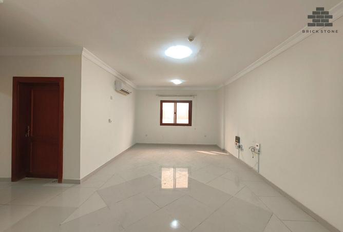 1009380 - Property Image 2