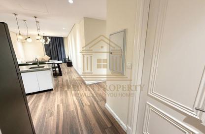 Apartment - 2 Bedrooms - 3 Bathrooms for rent in Floresta Gardens - Floresta Gardens - The Pearl Island - Doha