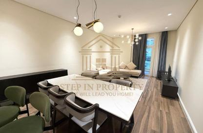 Apartment - 2 Bedrooms - 3 Bathrooms for rent in Floresta Gardens - Floresta Gardens - The Pearl Island - Doha