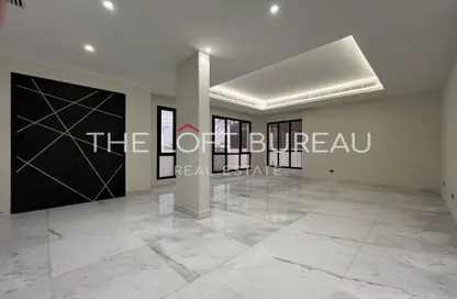 Villa - 5 Bedrooms - 7 Bathrooms for sale in Huzoom Villas - Lusail City - Lusail