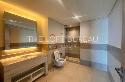 Apartment - 2 Bedrooms - 3 Bathrooms for rent in Abraj Bay - Abraj Quartiers - The Pearl Island - Doha