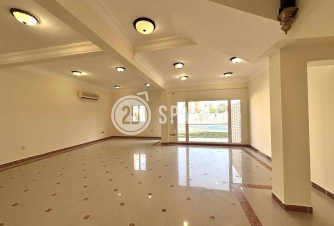 52909135 - Property Main Image