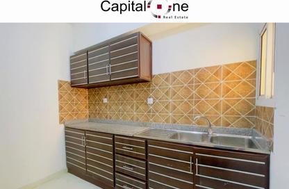 Apartment - 2 Bedrooms - 2 Bathrooms for rent in Bu Hamour Street - Abu Hamour - Doha