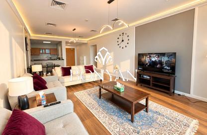 Apartment - 2 - 4 for sale in Lusail Marina Heights - Marina District - Lusail