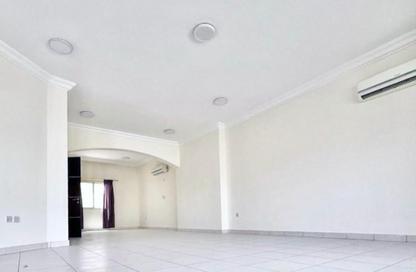 Villa - 5 - 5 for rent in Wadi Al Shaheeniya Street - Ain Khaled - Doha Villa - 5 - 5 for rent in Wadi Al Shaheeniya Street - Ain Khaled - Doha