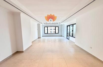 Apartment - 1 Bedroom - 2 Bathrooms for rent in West Porto Drive - Porto Arabia - The Pearl Island - Doha