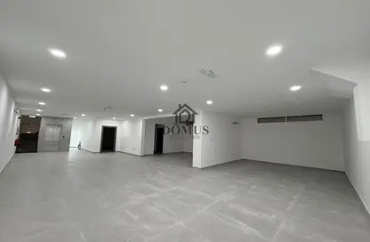 Villa - 6 Bedrooms - 7+ Bathrooms for rent in Al Kheesa - Al Kheesa - Umm Salal Mohammed