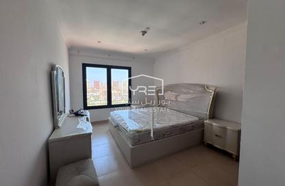 Apartment - 1 Bedroom - 2 Bathrooms for rent in East Porto Drive - Porto Arabia - The Pearl Island - Doha Apartment - 1 Bedroom - 2 Bathrooms for rent in East Porto Drive - Porto Arabia - The Pearl Island - Doha