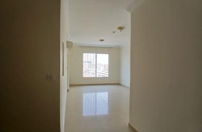 Apartment - 2 Bedrooms - 1 Bathroom for rent in Al Sadd - Al Sadd - Doha