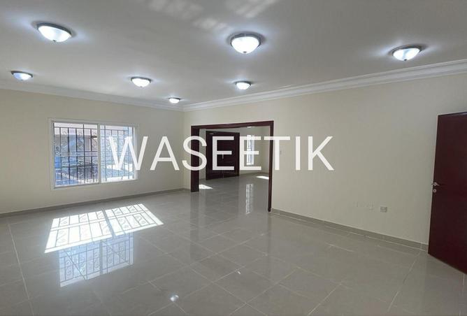56671137 - Property Image 2