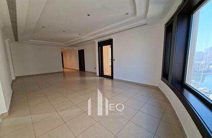Apartment - 2 Bedrooms - 2 Bathrooms for rent in East Porto Drive - Porto Arabia - The Pearl Island - Doha