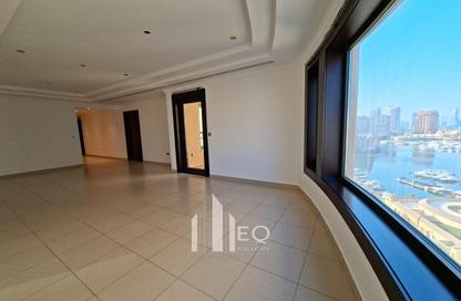Apartment - 2 Bedrooms - 2 Bathrooms for rent in East Porto Drive - Porto Arabia - The Pearl Island - Doha