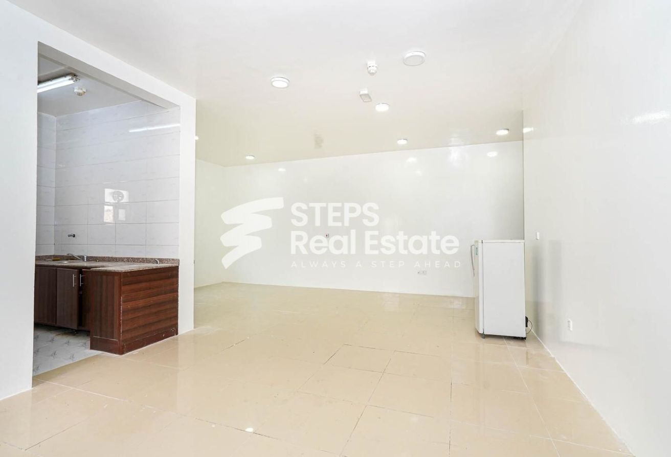 Labor Accommodation with 128 Rooms for Rent