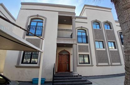 Villa - 5 Bedrooms - 5 Bathrooms for rent in Maamoura Villas - Al Maamoura - Doha