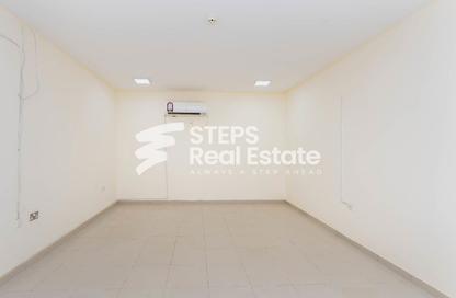 Labor Camp - Studio - 7+ for rent in Umm Salal Mahammad - Umm Salal City - Doha