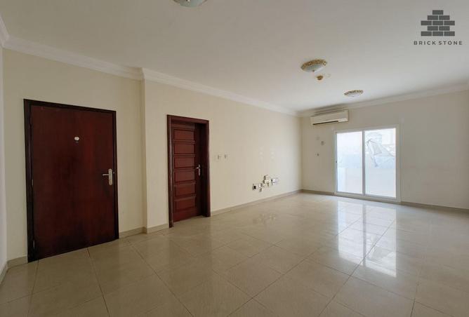 1003000 - Property Main Image