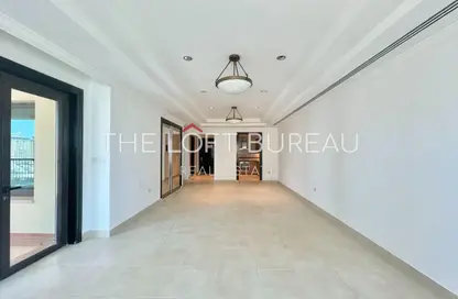 Apartment - 2 Bedrooms - 3 Bathrooms for rent in West Porto Drive - Porto Arabia - The Pearl Island - Doha