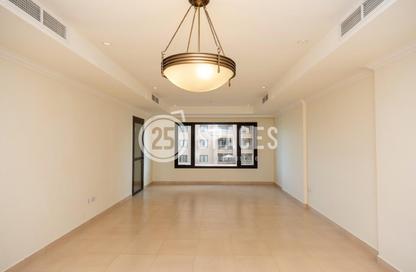 Apartment - 1 Bedroom - 2 Bathrooms for rent in West Porto Drive - Porto Arabia - The Pearl Island - Doha