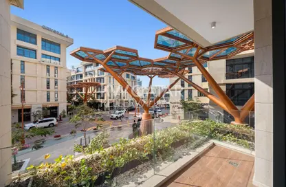 Apartment - 3 Bedrooms - 4 Bathrooms for rent in Gewan Island - The Pearl Island - Doha