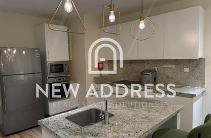 Apartment - 2 Bedrooms - 4 Bathrooms for rent in Floresta Gardens - The Pearl Island - Doha