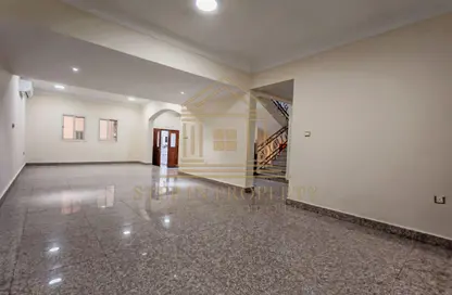 Villa - 5 Bedrooms - 5 Bathrooms for rent in Al Soudan - Al Soudan - Doha