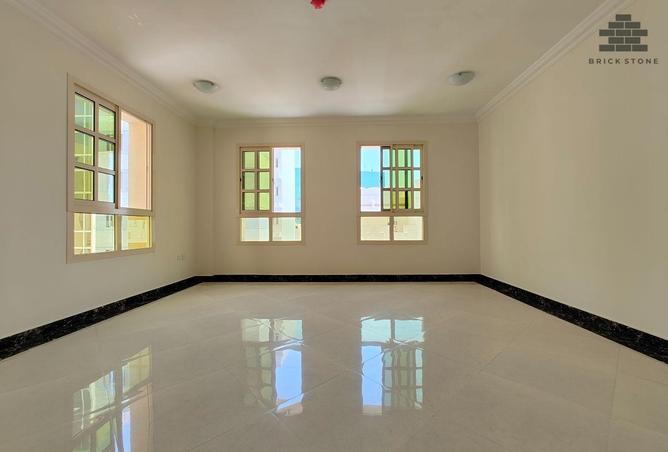 56470103 - Property Main Image