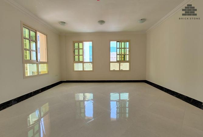 56470103 - Property Image 2